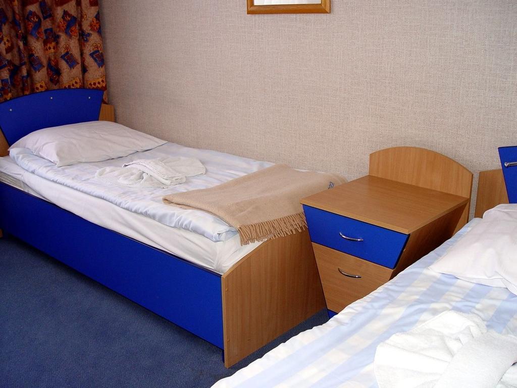 Hotel 222 Познан Екстериор снимка