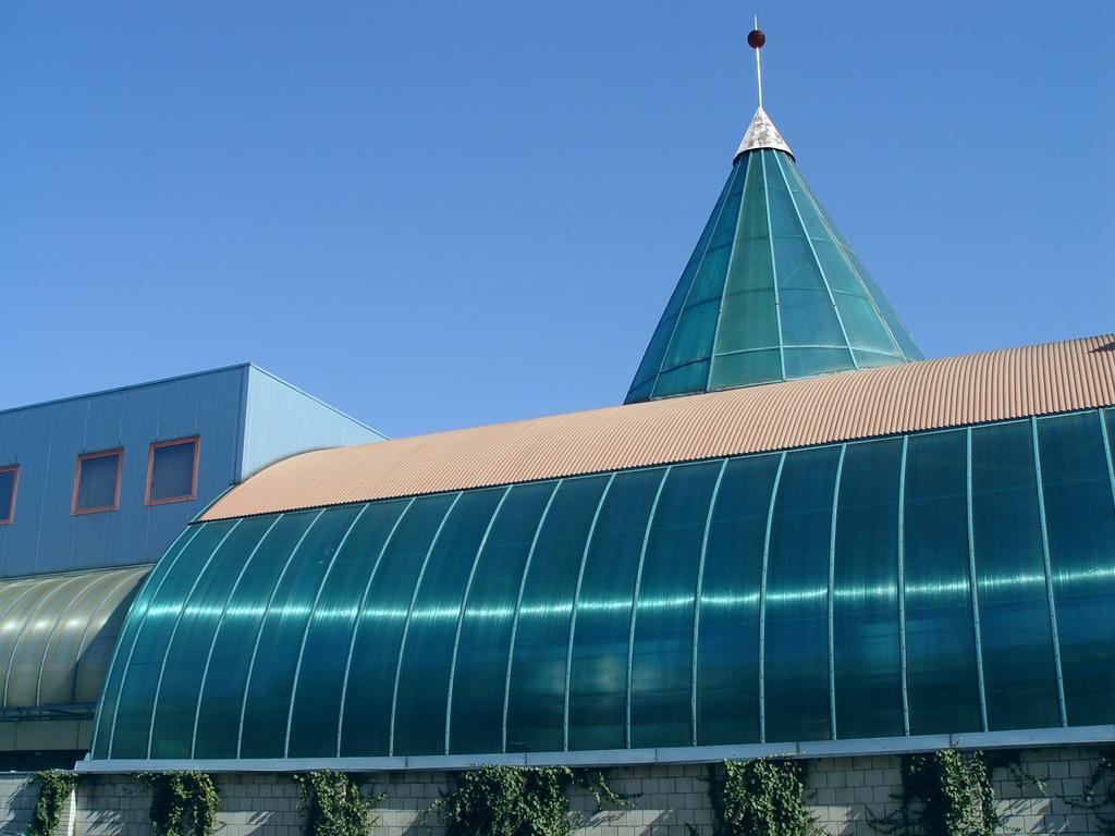 Hotel 222 Познан Екстериор снимка