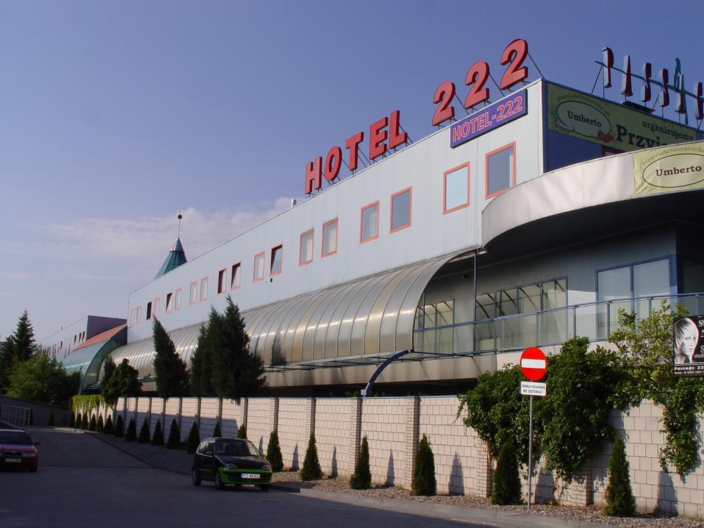 Hotel 222 Познан Екстериор снимка